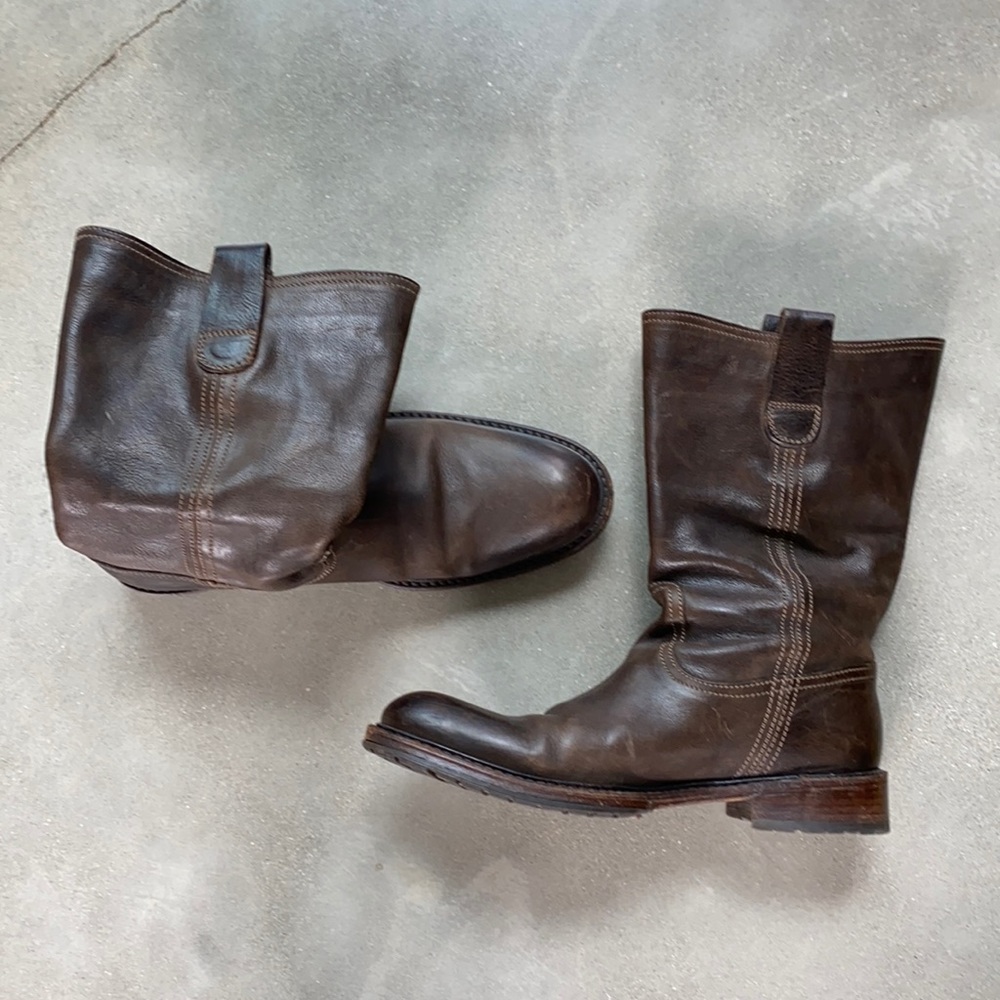 NDC boots size 37